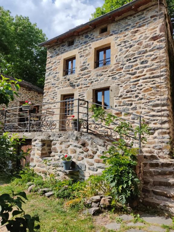 Maison de vacances Gîte Le p'tit nid de Riouffreyt Riouffreyt, 43200 Le Pertuis