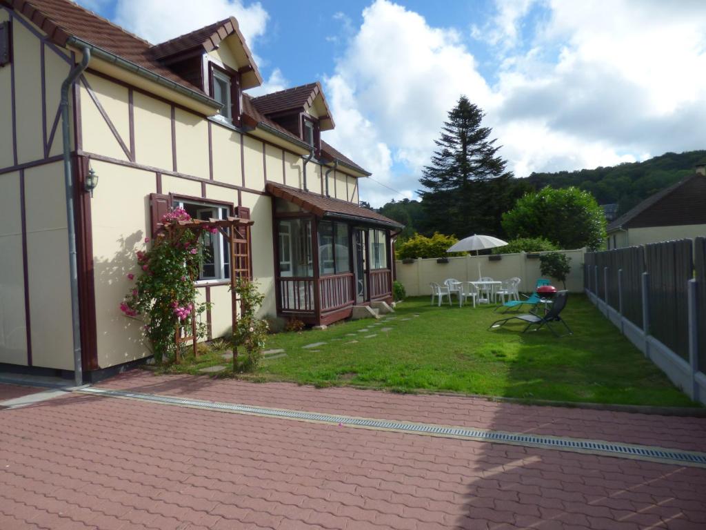 Maison de vacances Gîte Le Petit Chalet 11 Rue des Écoles, 76790 Étretat