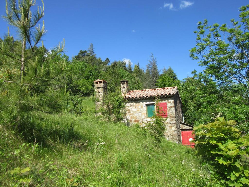 Maison de vacances Gîte Le Petit Nid Les pinèdes, 30530 Portes