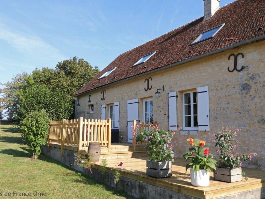 Maison de vacances Gîte Le Pin-la-Garenne, 4 pièces, 8 personnes - FR-1-497-155 La Haute Borde, 61400 Le Pin-la-Garenne