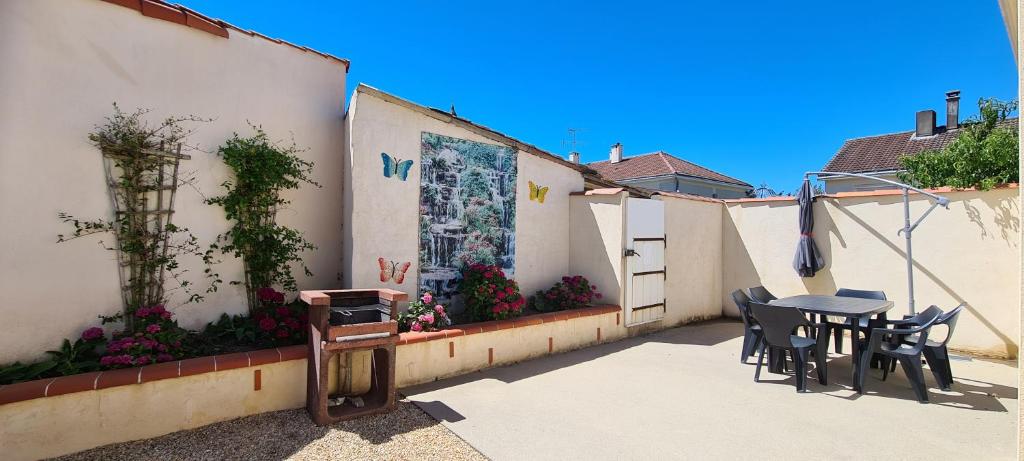 Maison de vacances Gîte le Vallon à Chambretaud, 5 min du Puy du Fou 3 rue du Vallon, 85500 Chambretaud