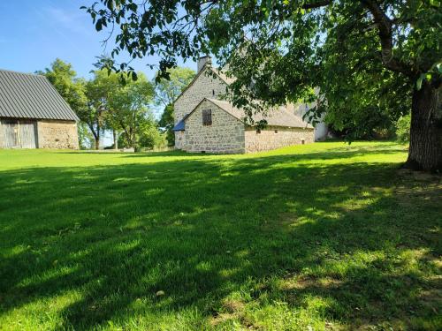 Maison de vacances Gîte Lepetit Sabotier grande capacité Puy de Dôme Foulage Giat