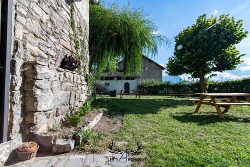 Gite Les 3 Arches Saint-André-dʼEmbrun france