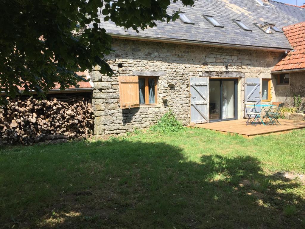 Maison de vacances Gîte les 3 pommiers 15 route de la rive du bois, 71400 Antully