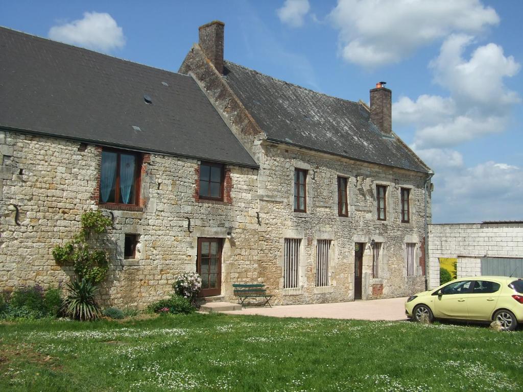 Maison de vacances gîte les bois georges Le Carbonnet, 08290 Bossus-lès-Rumigny