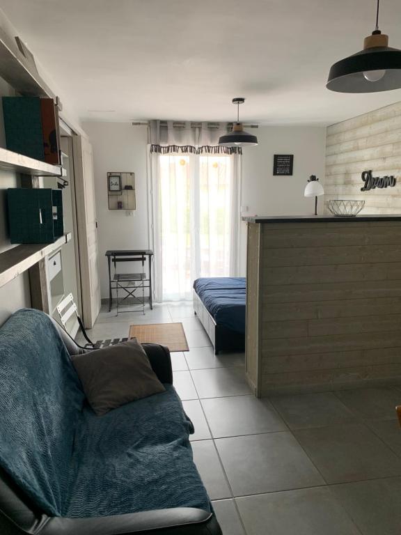 Appartement Gite les Combes Terrasse 01340 ETREZ 525 route de foissiat, 01340 Étrez