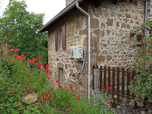 Maison de vacances Gîte les coquelicots de Retourtour 19 Voie Communale des Ruines Lamastre