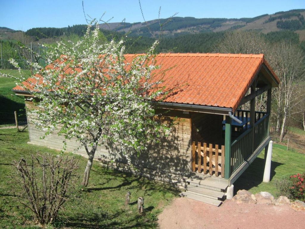 Maison de vacances Gîte Les Noes, 3 pièces, 4 personnes - FR-1-496-240 190 route de Saint Rirand, 42370 Saint-Rirand