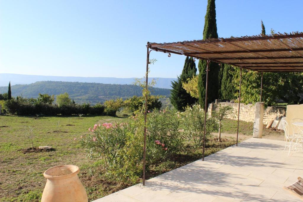 Maison de vacances Gîte Les Rapières Les Rapières - Route Neuve, 84220 Gordes