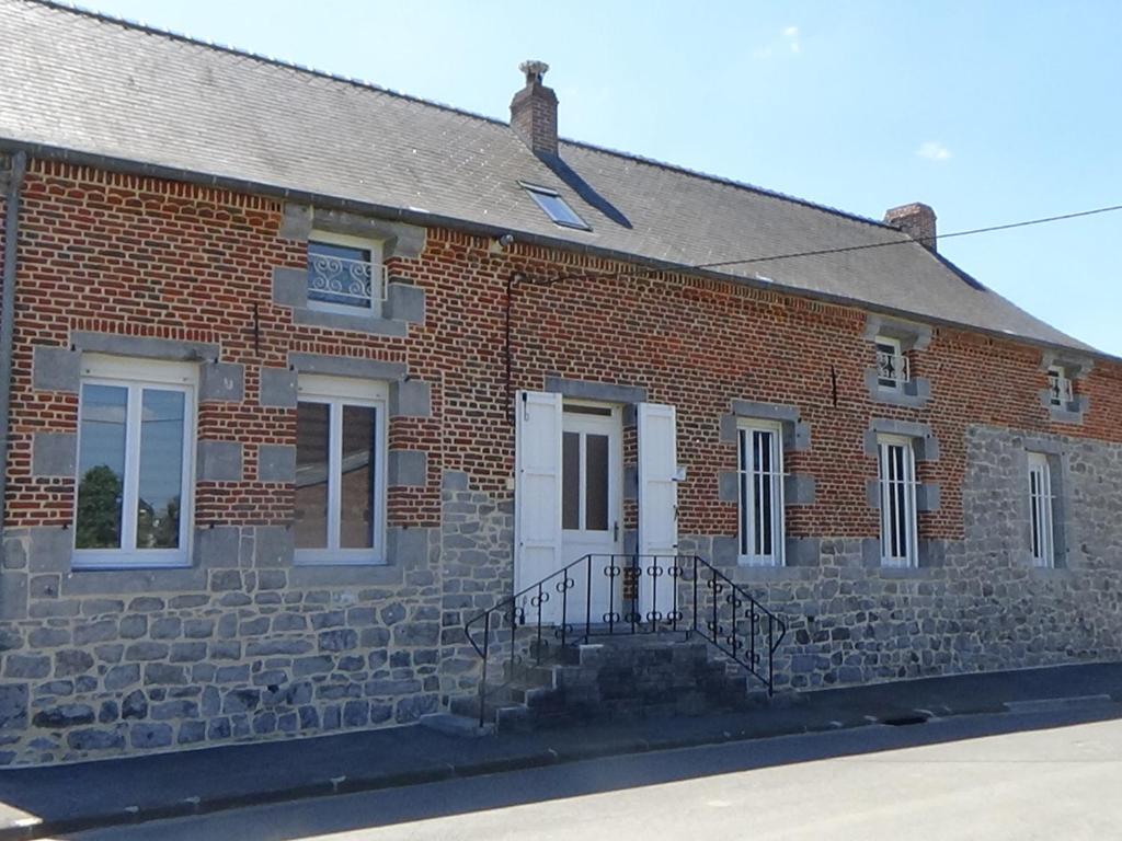 Maison de vacances Gîte Leval, 5 pièces, 6 personnes - FR-1-510-175 2 bis rue de Monceau, 59620 Leval