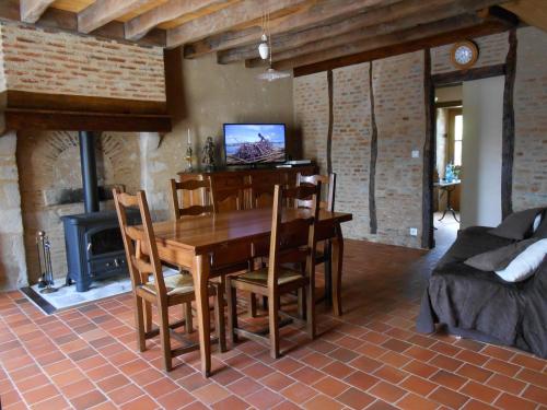 Gîte Lignac, 3 pièces, 6 personnes - FR-1-591-131 Lignac france