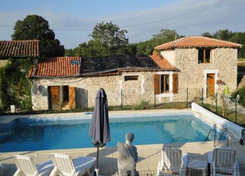 Gite Magic Luxurious adults only 1-Bed Villa Courgeac france