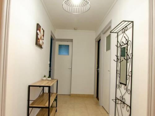 Gîte Mailly-le-Camp, 4 pièces, 6 personnes - FR-1-543-208 Mailly-le-Camp france