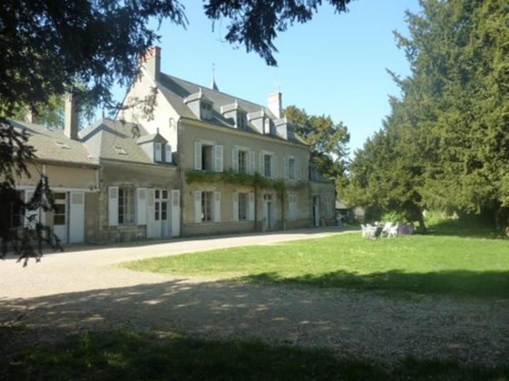 Maison de vacances Gîte Marchenoir, 10 pièces, 15 personnes - FR-1-491-97 Château de Marchenoir 23 rue de l église, 41370 Marchenoir