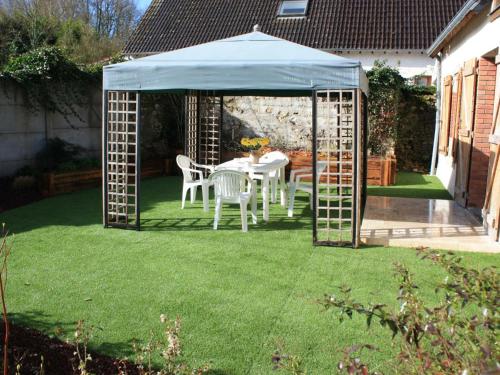 Gîte Molineuf, 2 pièces, 4 personnes - FR-1-491-68 Molineuf france