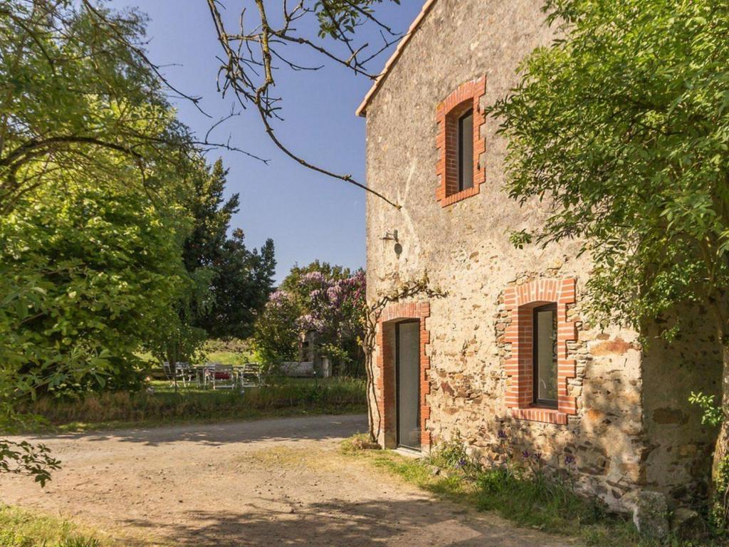 Maison de vacances Gîte Monnières, 2 pièces, 4 personnes - FR-1-306-985 14 ter rue de la Poste, 44690 Monnières