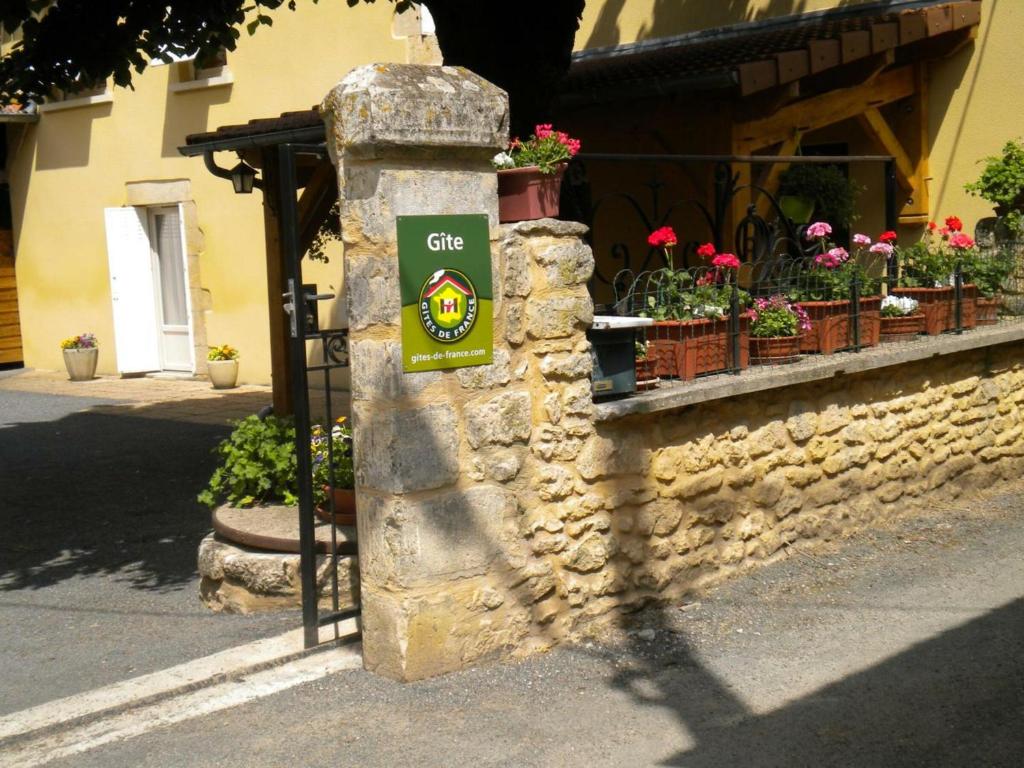 Maison de vacances Gîte Montignac, 5 pièces, 7 personnes - FR-1-616-148 Brenac, 24290 Montignac