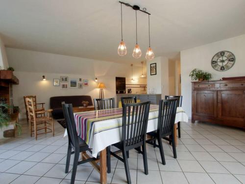 Maison de vacances Gîte Montory, 4 pièces, 6 personnes - FR-1-384-449 AU VILLAGE Montory