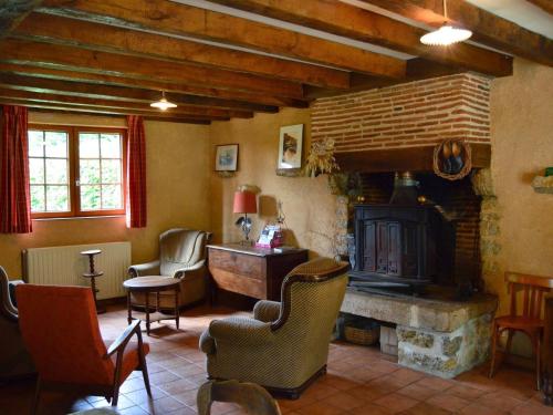 Gîte Mouhers, 5 pièces, 9 personnes - FR-1-591-64 Mouhers france