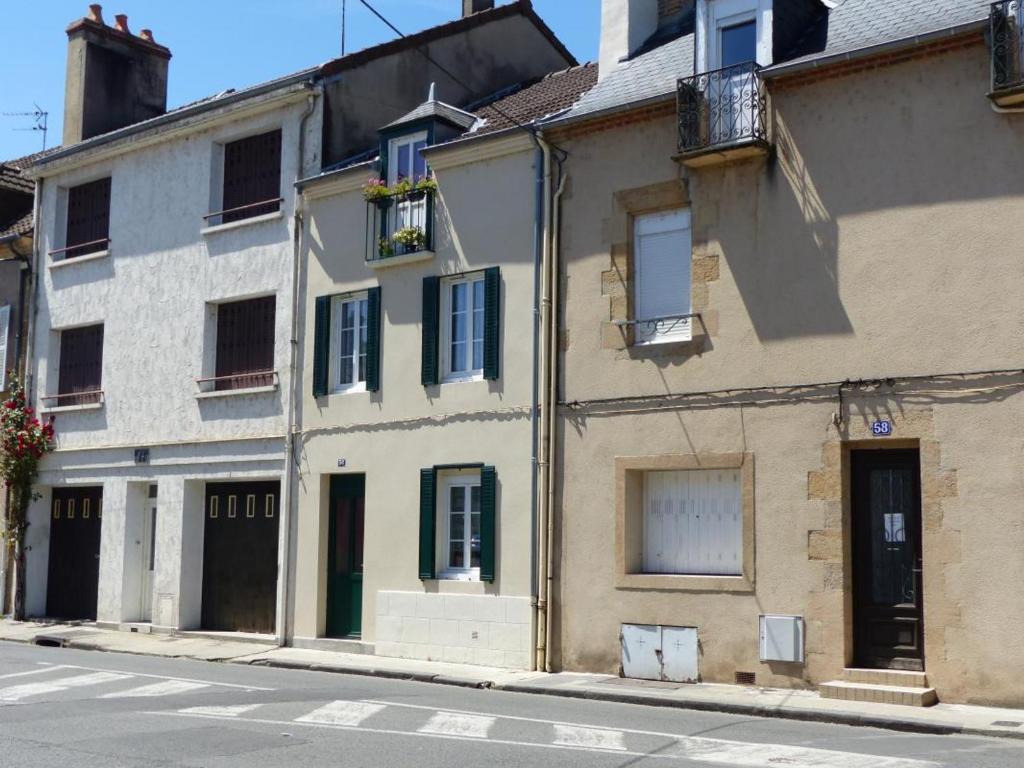 Maison de vacances Gîte Moulins, 2 pièces, 2 personnes - FR-1-489-162 56 rue des Pêcheurs, 03000 Moulins