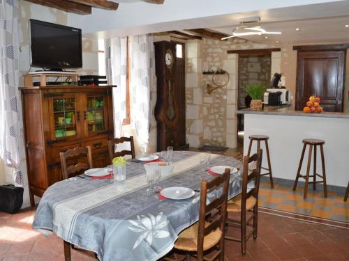 Maison de vacances Gîte Nouâtre, 3 pièces, 4 personnes - FR-1-381-527 8 RUE DU CLOS DU BOURG Nouâtre