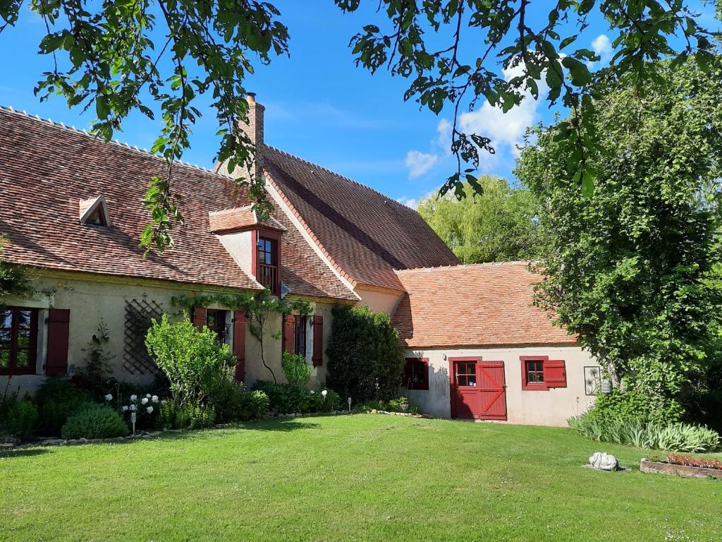 Maison de vacances Gîte op camping Le Bonhomme Mulles, 36400 Néret