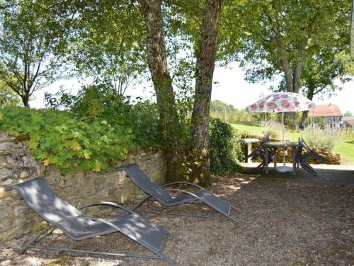 Maison de vacances Gîte Orbigny-au-Val, 3 pièces, 4 personnes - FR-1-611-15 7 Rue des Sources Orbigny-au-Val