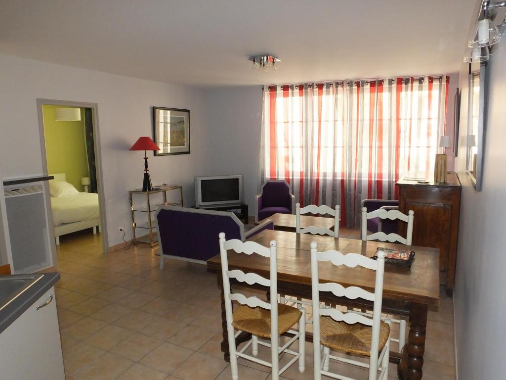 Appartement Gite Pago 29 rue Durand de Montlauzeur, 12200 Villefranche-de-Rouergue