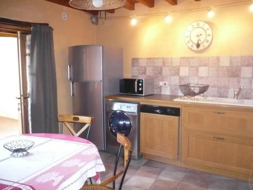 Gîte Palogneux, 3 pièces, 4 personnes - FR-1-496-92 Palogneux france