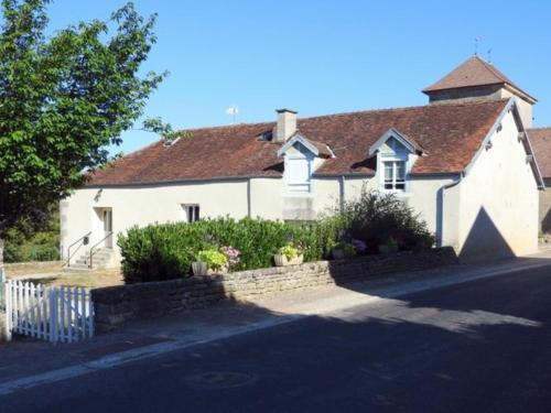 Gîte Perrancey-les-Vieux-Moulins, 3 pièces, 4 personnes - FR-1-611-22 Perrancey france