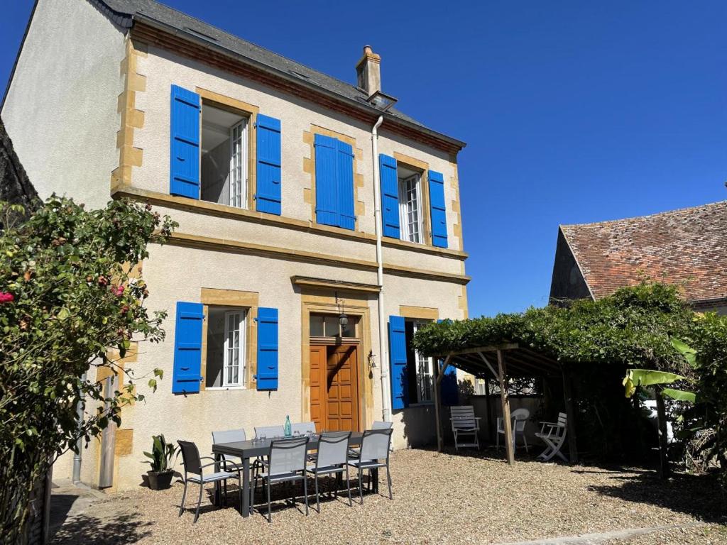 Maison de vacances Gîte Pierrefitte-sur-Loire, 6 pièces, 12 personnes - FR-1-489-387 3 impasse Chateau Morand, 03470 Pierrefitte-sur-Loire