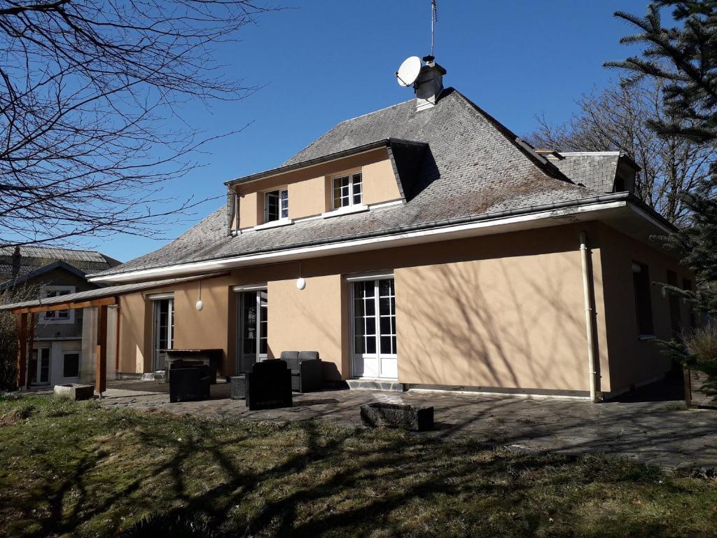 Maison de vacances Gîte pour 8 - Axe Sedan Charleville 17 Avenue Jean Jaurès, 08330 Vrigne-aux-Bois