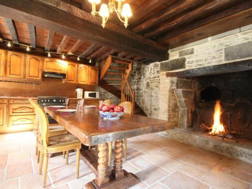 Maison de vacances Gîte Rabodanges, 4 pièces, 5 personnes - FR-1-497-54 Le Château Rabodanges Rabodanges