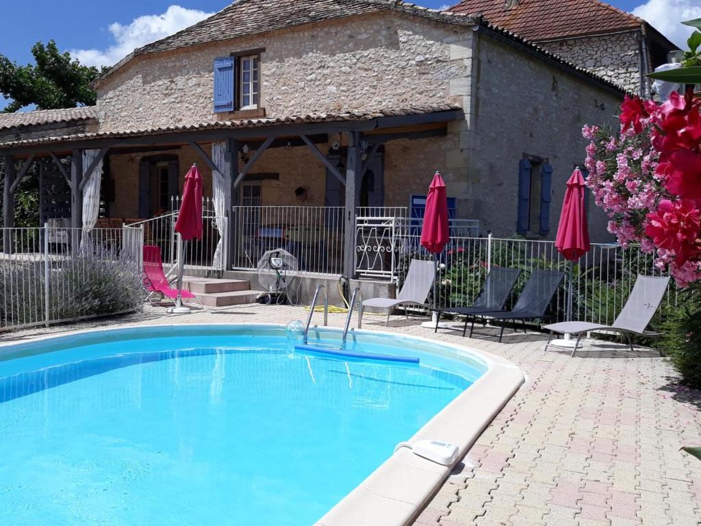 Maison de vacances Gîte Rampieux, 6 pièces, 10 personnes - FR-1-616-80 Le Colombier, 24440 Rampieux