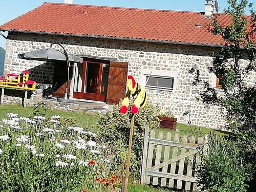 Maison de vacances Gîte Roche-en-Régnier, 4 pièces, 6 personnes - FR-1-582-192 Orcerolles Roche-en-Régnier