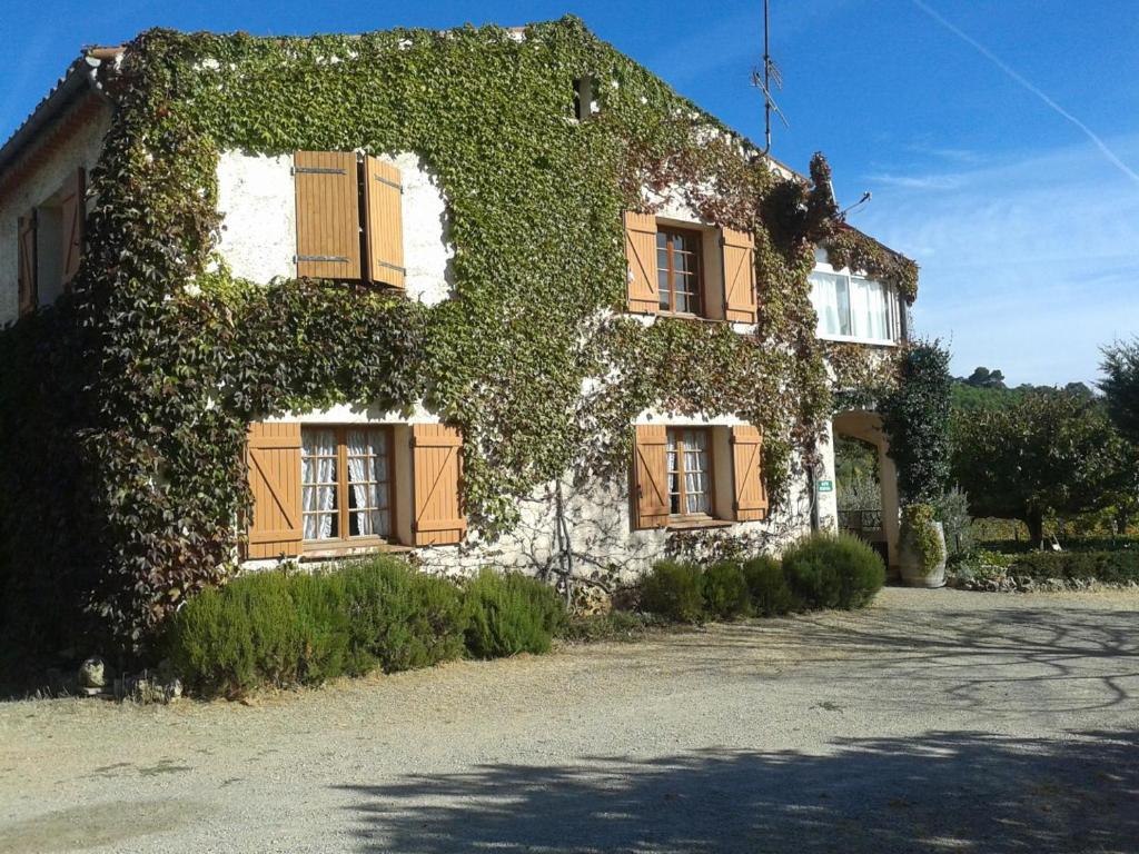 Maison de vacances Gite rouvier draguignan Les Selves 92 Chemin la Pouiraque, 83300 Draguignan