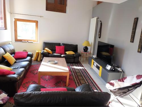 Maison de vacances Gîte rural - Maison de Famille -Au Coeur du Saintois - Mi chemin accès direct Nancy Epinal - capacité 10 personnes 11 Rue Haute Germonville