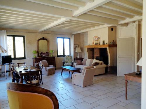 Maison de vacances Gîte Saint-Haon-le-Vieux, 4 pièces, 5 personnes - FR-1-496-31 413 Route de Caqueret Saint-Haon-le-Vieux