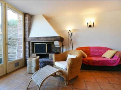 Maison de vacances Gîte Saint-Juéry, 3 pièces, 4 personnes - FR-1-601-330 Chantefriboule - La Liquière Basse Saint-Juéry