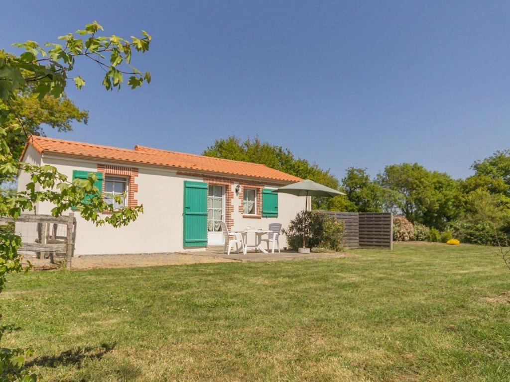 Maison de vacances Gîte Saint-Père-en-Retz, 2 pièces, 2 personnes - FR-1-306-927 2 La Maulevrais, 44320 Saint-Père-en-Retz