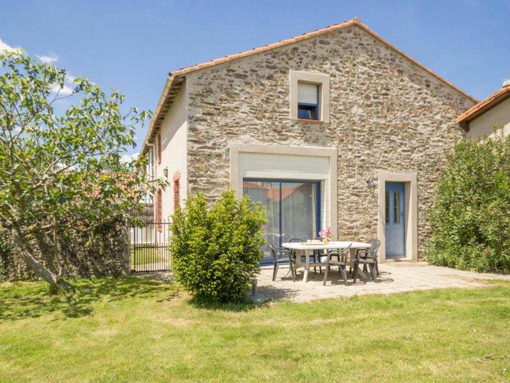 Maison de vacances Gîte Saint-Philbert-de-Grand-Lieu, 4 pièces, 6 personnes - FR-1-306-1035 144 L'Aujardière, 44310 Saint-Philbert-de-Grand-Lieu