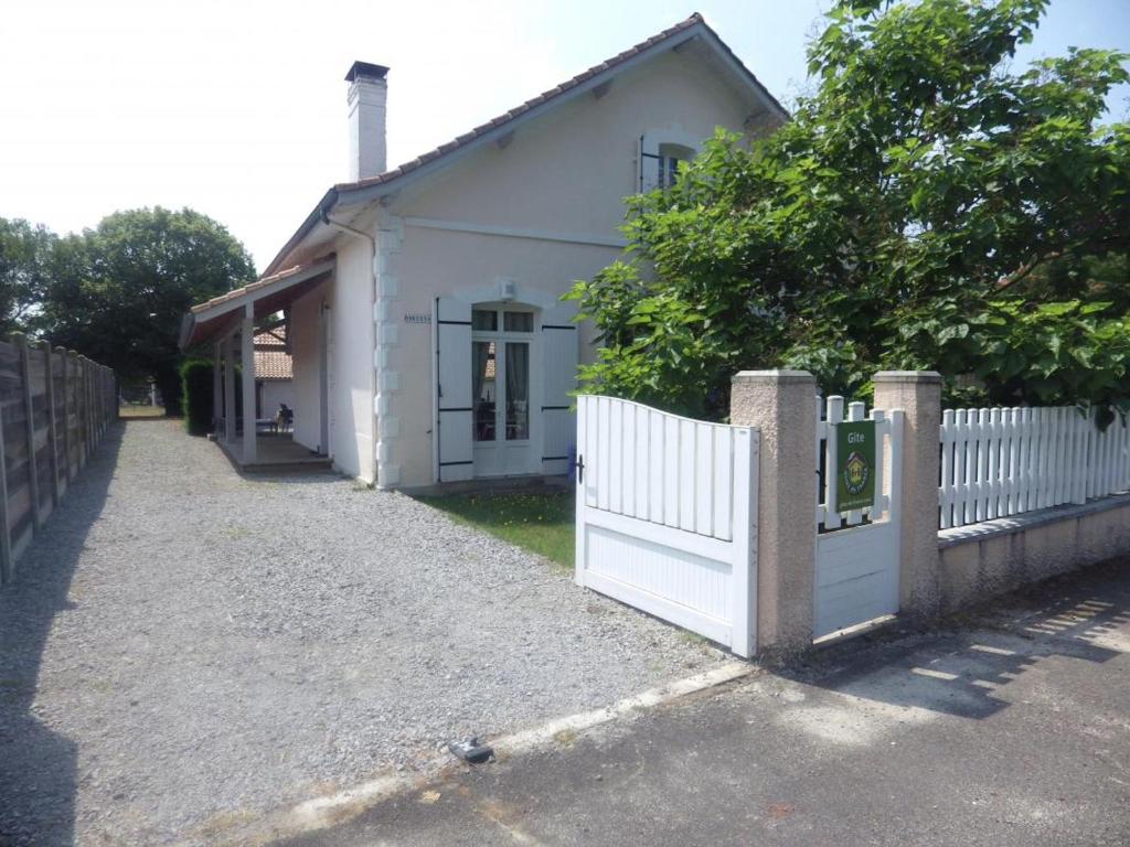 Maison de vacances Gîte Sainte-Eulalie-en-Born, 6 pièces, 10 personnes - FR-1-360-725 117 rue st eutrope,Hortensias SAINTE-EULALIE-EN-BORN, 40200 Sainte-Eulalie-en-Born