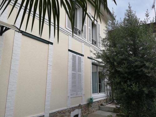 Appartement GITE SAINTE MARIE MADELEINE DOMONT 7 PERSONNES MAISON 52 Rue de la Mairie Domont