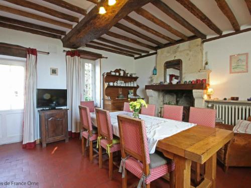 Maison de vacances Gîte Sarceaux, 4 pièces, 7 personnes - FR-1-497-131 La Gravelle SARCEAUX Sarceaux