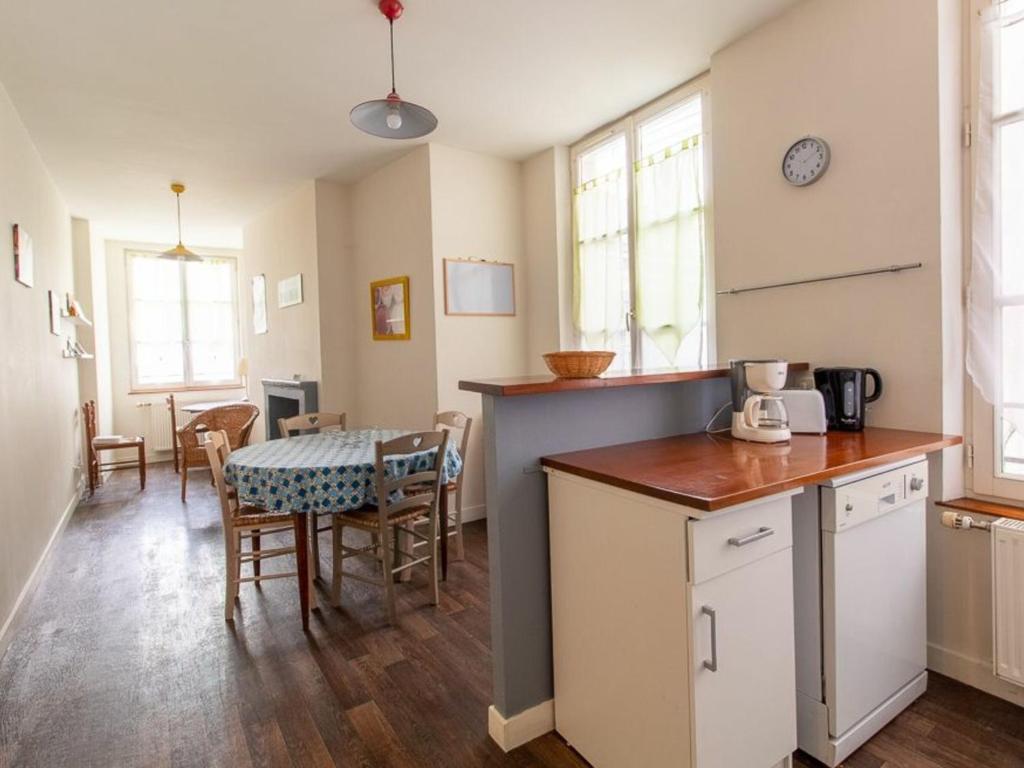 Maison de vacances Gîte Saumur, 3 pièces, 4 personnes - FR-1-622-17 65 quai Mayaud, 49400 Saumur