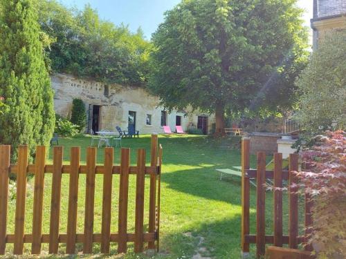 Maison de vacances Gîte Seuilly, 7 pièces, 10 personnes - FR-1-381-67 45 Coteau De Seuilly -  - Seuilly