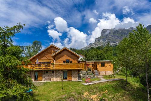 Chalet Gite&Spa le Montagnard Les Bonnets Saint-Jean-Saint-Nicolas