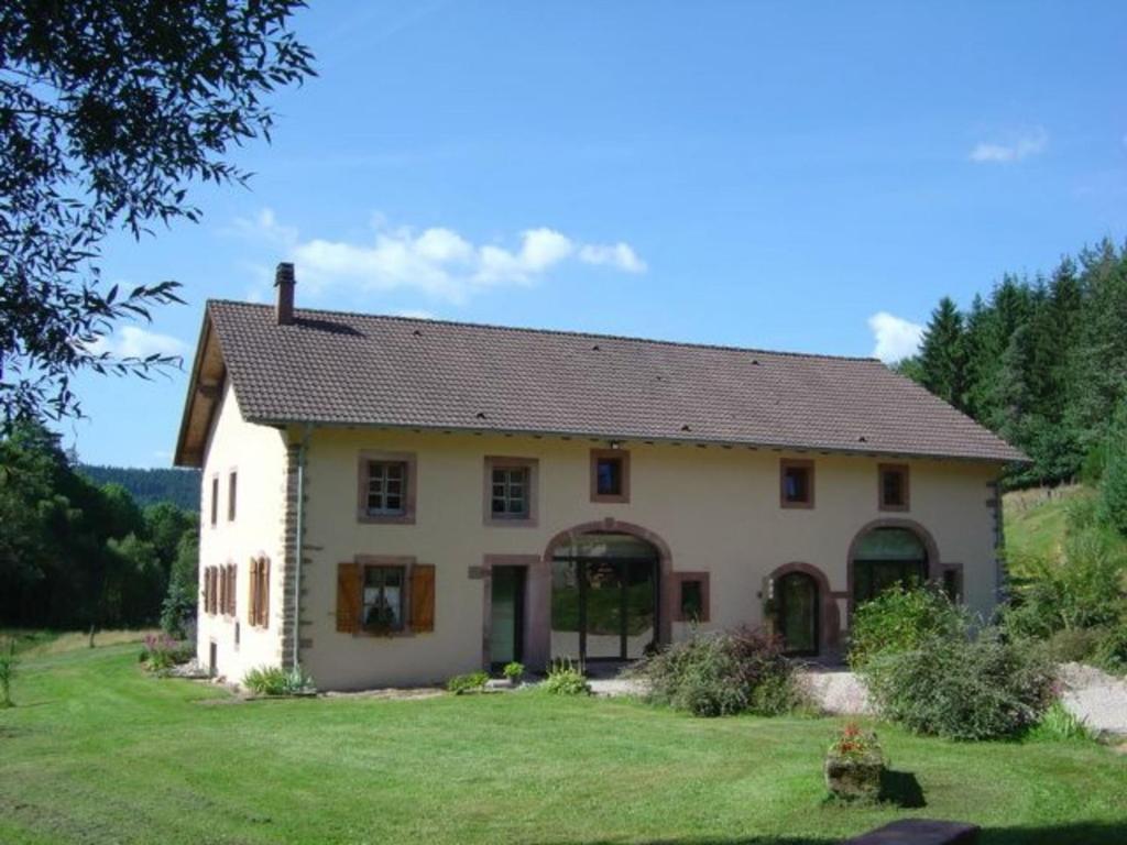 Maison de vacances Gîte Taintrux, 5 pièces, 10 personnes - FR-1-589-232 667, rue de la Basse Fosse, 88100 Taintrux