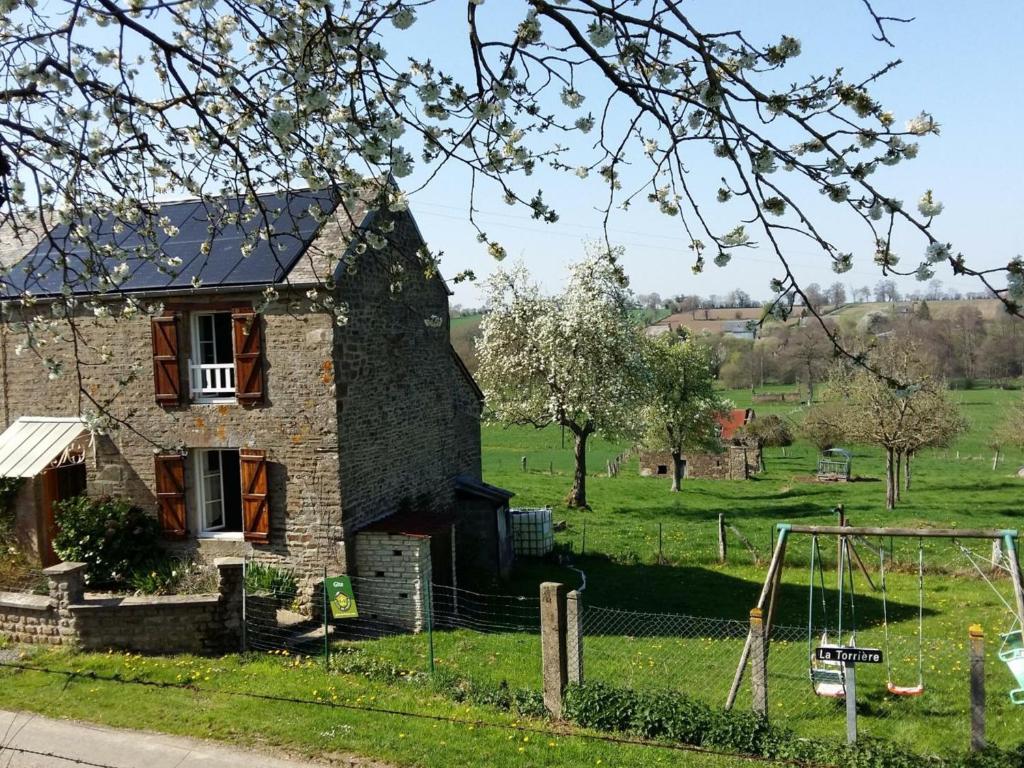 Maison de vacances Gîte Tinchebray-Bocage-Frênes, 4 pièces, 6 personnes - FR-1-497-141 FRENES, 61800 Frênes