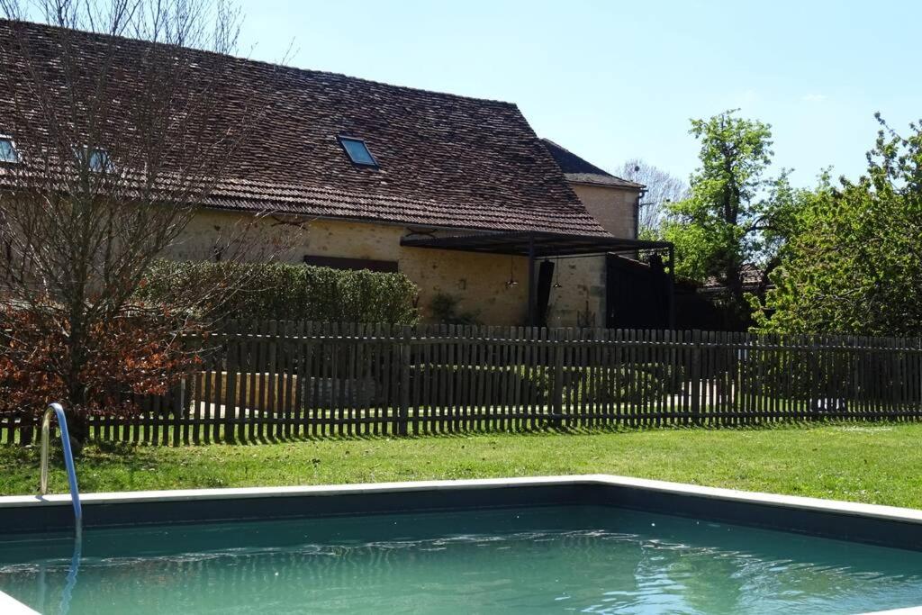 Maison de vacances Gîte un Ange Passe en Périgord 22 Rue de la Boétie, 24480 Le Buisson de Cadouin